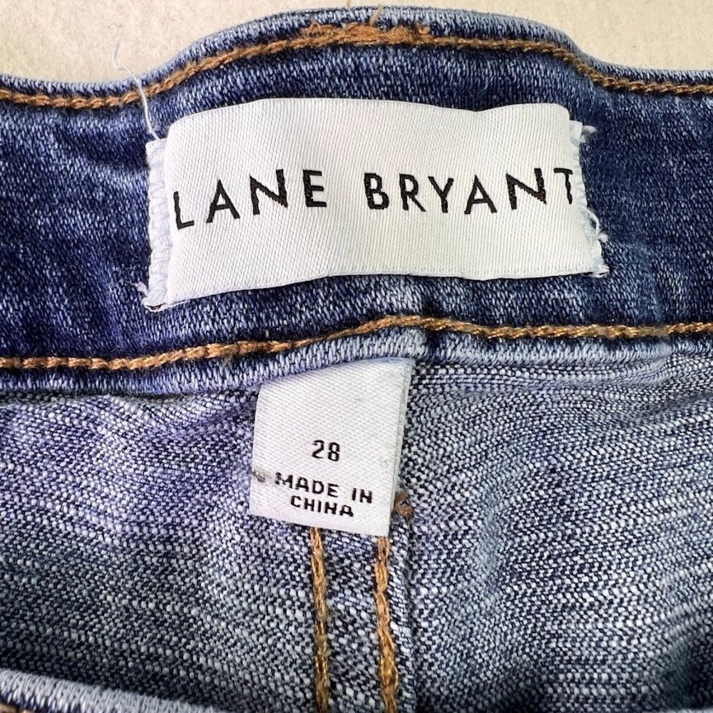 Lane Bryant Capri Jeans Womens Plus Size 28 Blue Flex Magic Waistband Boyfriend - Picture 2 of 7